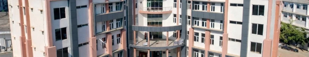 km-university-slider-1.webp